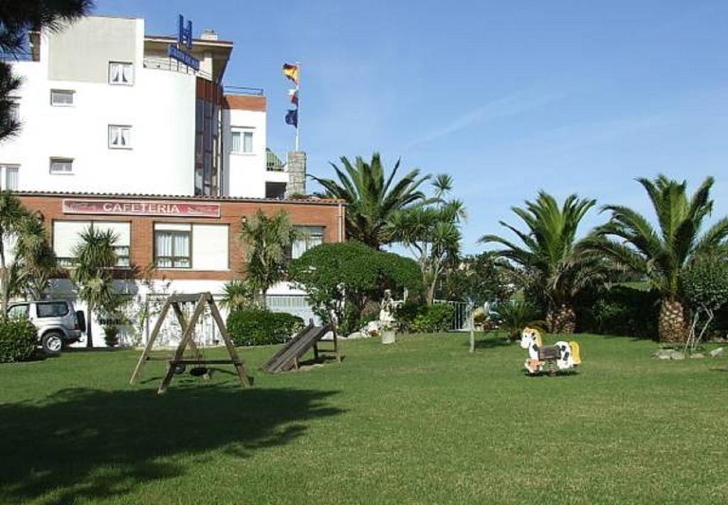 Hotel Costa De Ajo Exterior photo